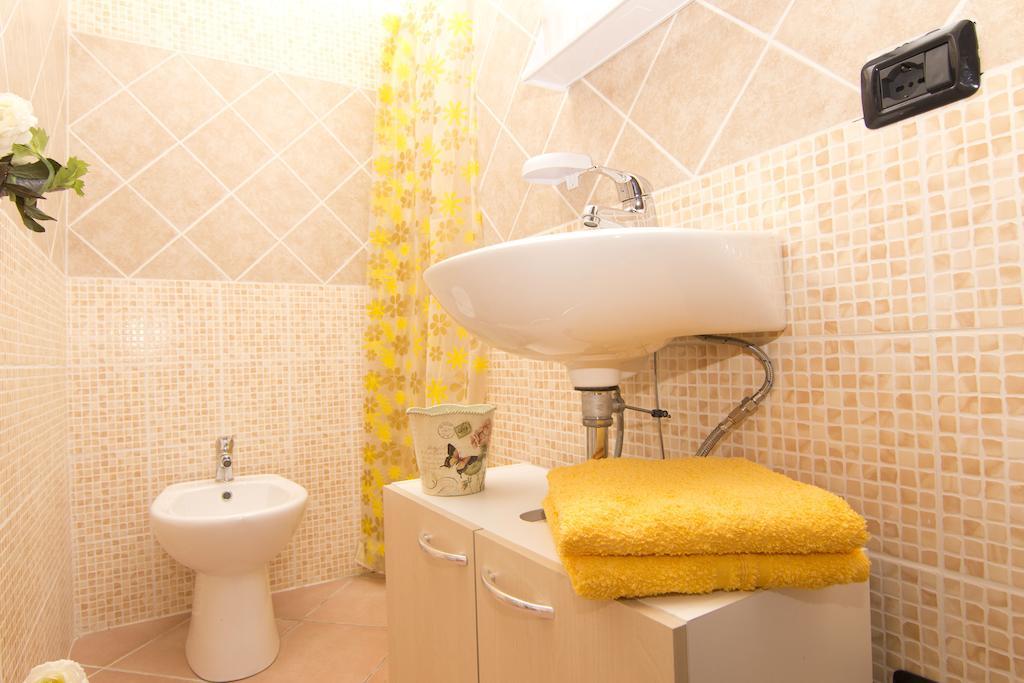 Ca' Rinaldi F Hotel Aulla Bilik gambar